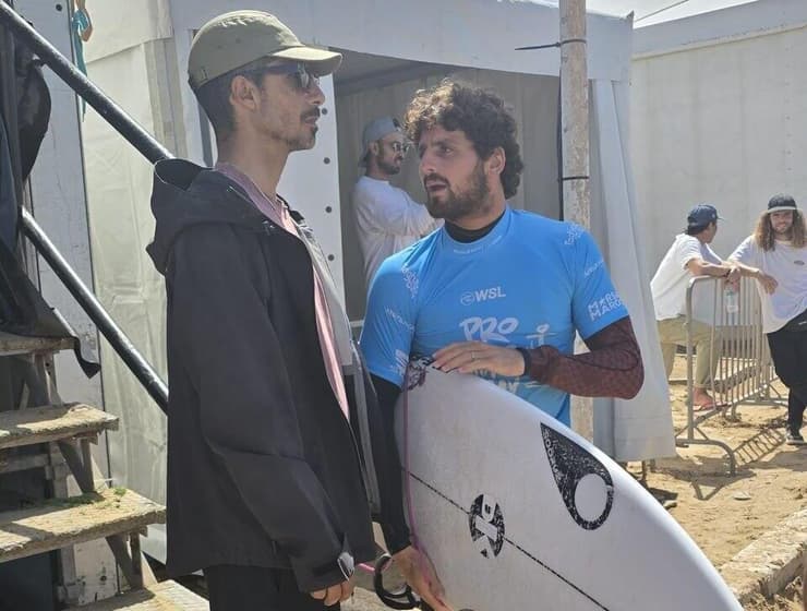 גלישה - סיאם ניקריטין