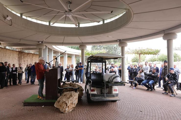 הלווייתו של משה שיינמן 