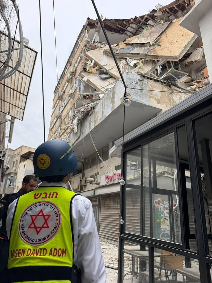 קריסה חלקית של מבנה בתל אביב