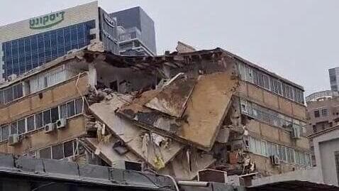 קריסה חלקית של מבנה בתל אביב 