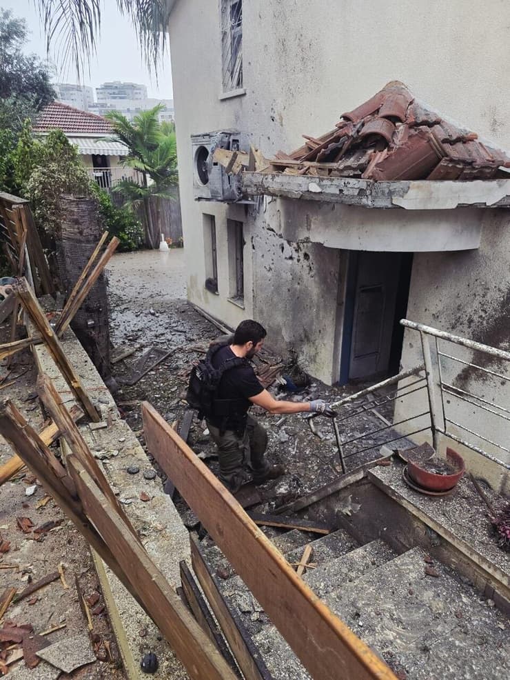 נפילה בראש העין