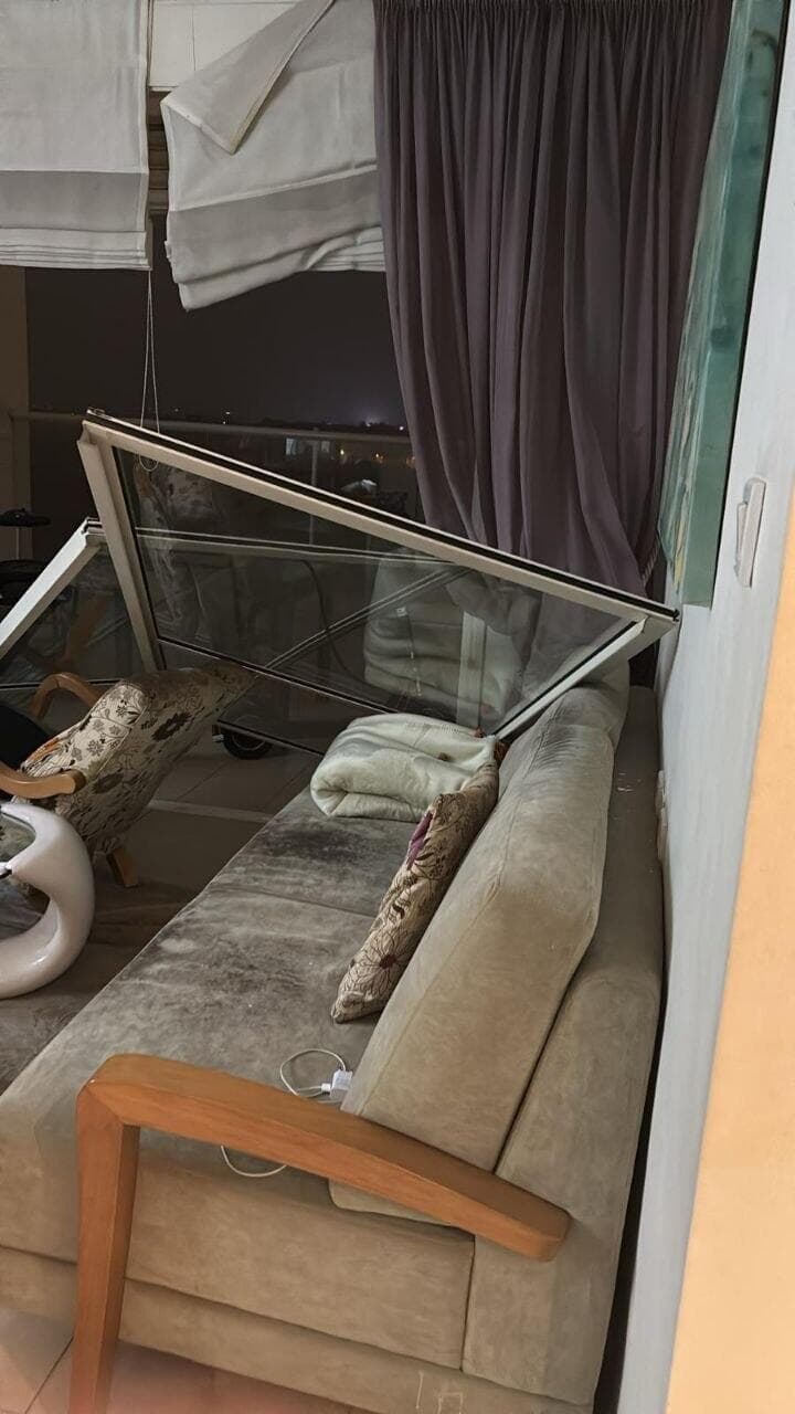 נזקים מהדף הפגיעה בפתח תקווה