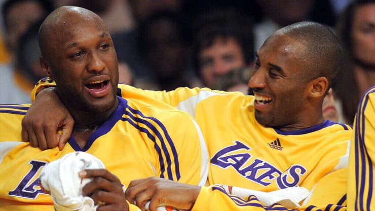 לאמאר אודום  לצד קובי בראיינט