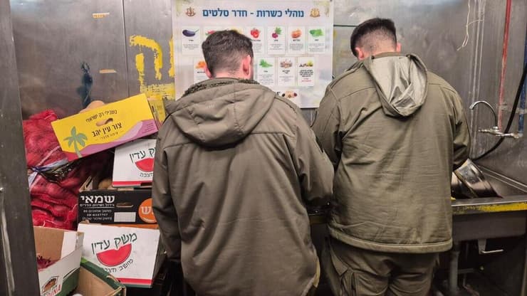 ליל סדר חג פסח עם לוחמי גבעתי בגבול לבנון