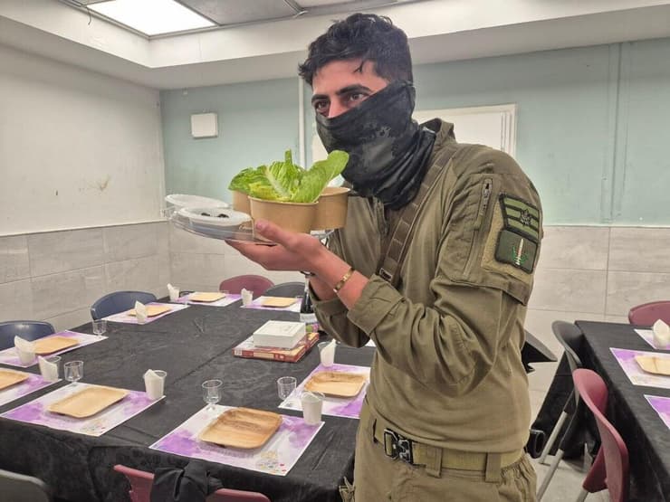 ליל סדר חג פסח עם לוחמי גבעתי בגבול לבנון