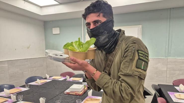 ליל סדר חג פסח עם לוחמי גבעתי בגבול לבנון