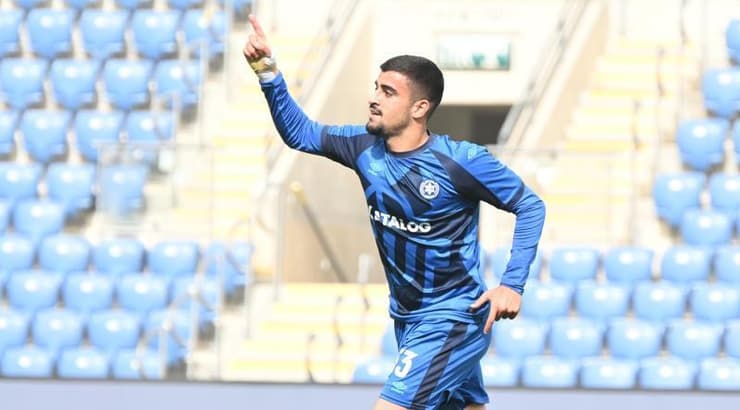 לירן חזן מבסוט אחרי השער השני שלו