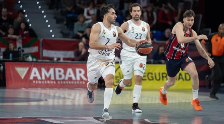 פקונדו קמפאצו בפעולה. משחק טוב שלו לא עזר