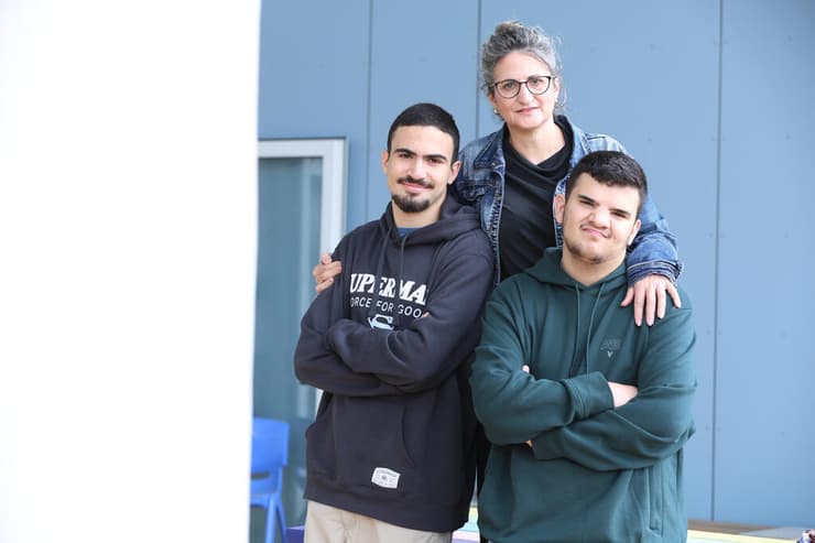 "לראות את  האחר". הילה  סירקיס וילדיה אלון ודרור