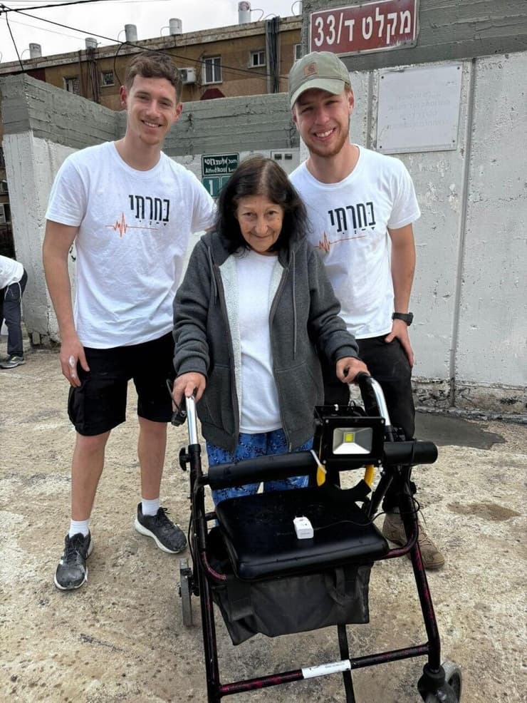 תאורת חירום להליכון  