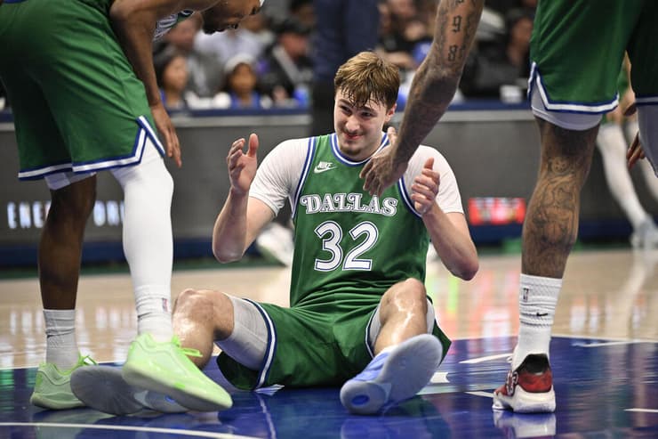 סיים עם 51 נקודות ב-19 מ-30 מהשדה, כולל 24 נקודות ברבע האחרון (צילום: Jerome Miron-Imagn Images) פלאג