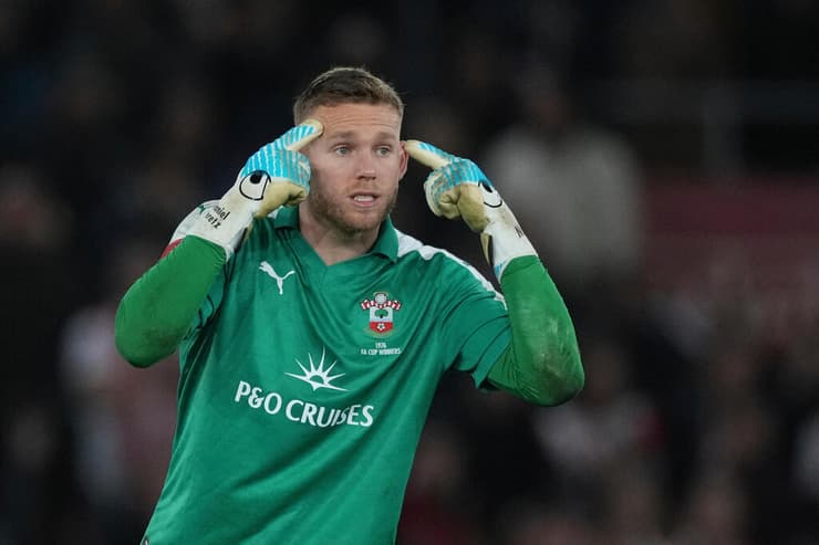 שוער סאות'המפטון דניאל פרץ