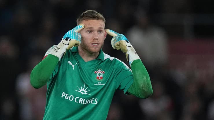 שוער סאות'המפטון דניאל פרץ