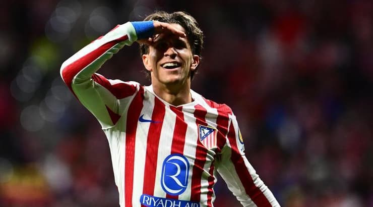 ג'וליאנו סימאונה מאושר