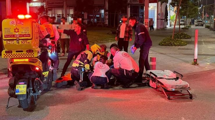 נער רוכב אופניים נפגע מרכב בחולון