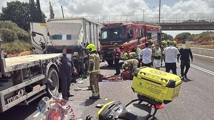 צילום: תיעוד מבצעי מד"א תאונת דרכים בכביש 6