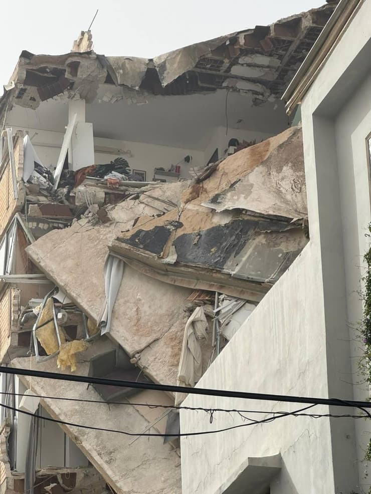 הבניין שקרס בתל אביב