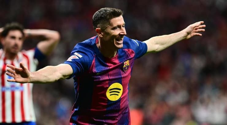 רוברט לבנדובסקי מאושר