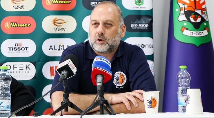 חן שניידרמן