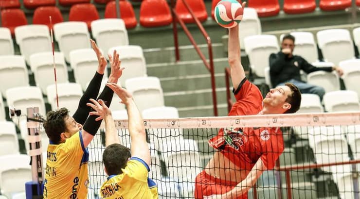 הפועל גליל מטה אשר/עכו מול מכבי תל אביב בכדורעף