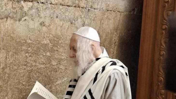 אליעזר ברלנד, היום בכותל המערבי