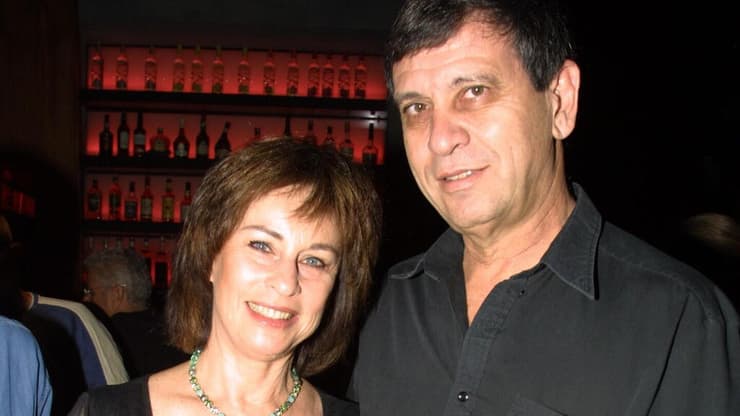 נורית הירש ובעלה, משה לינדן