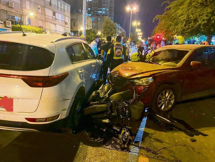 זירת התאונה בחולון, שבה נרצח הרצל בוסתנאי