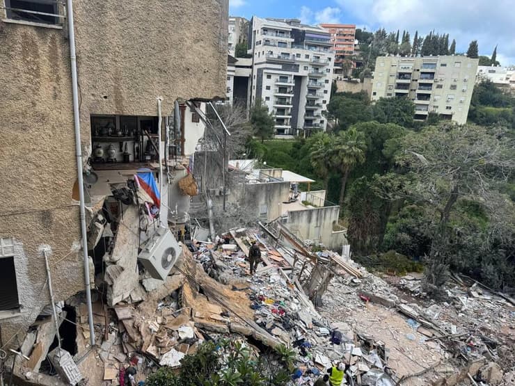 חיפה (צילום: איתן גליקמן) חיפוש אחר נעדרים בזירה בחיפה