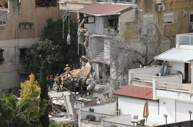 חיפוש אחר נעדרים בזירה בחיפה