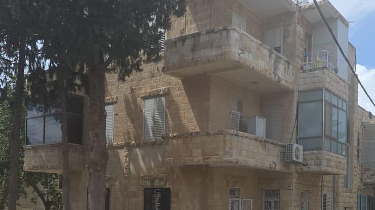 בניין לשימור ברחוב זאב ז'בוטינסקי בחיפה