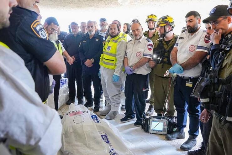 טקס אשכבה לגופות הנעדרים שאותרו בחיפה