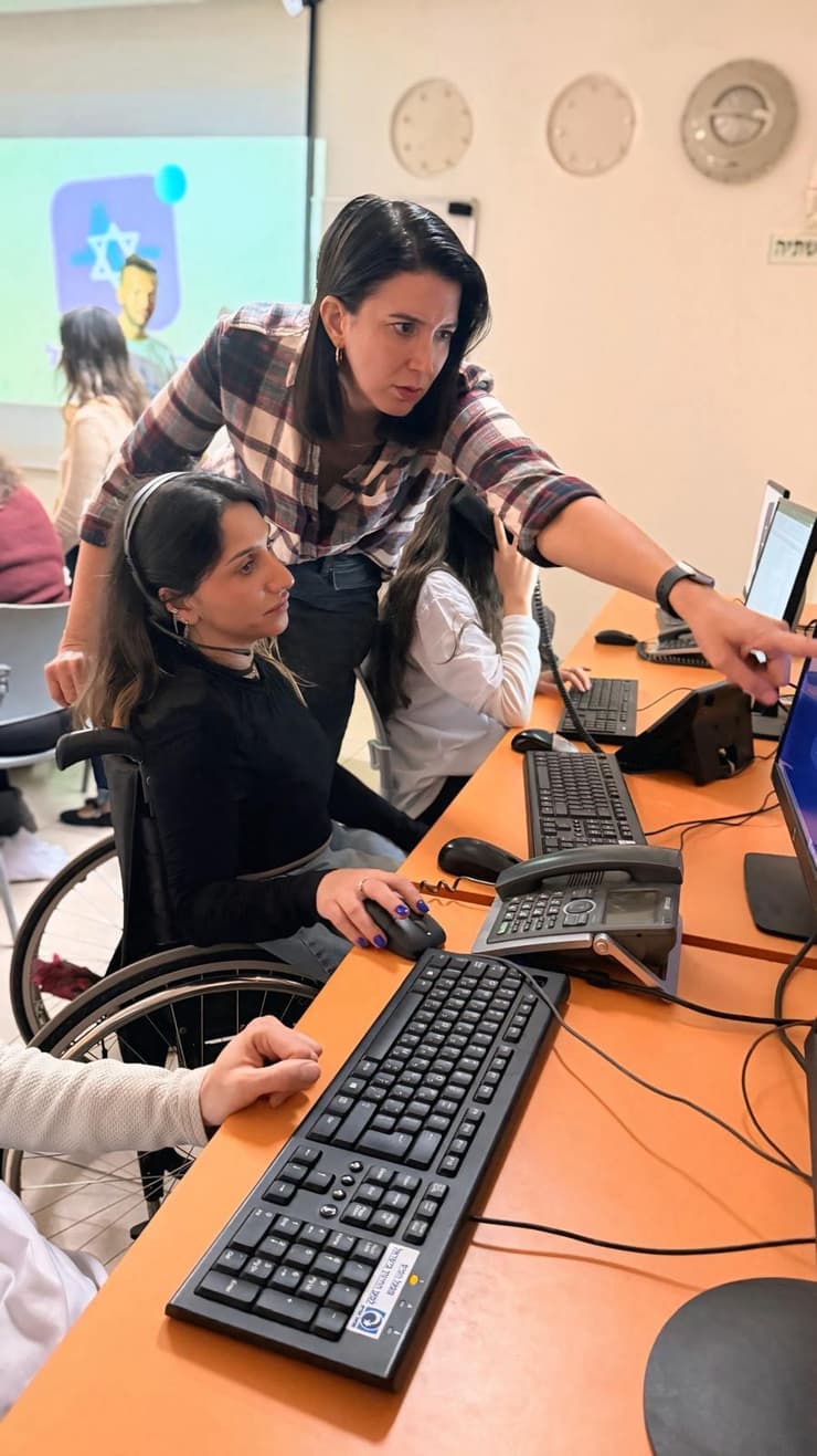 שירלי פינטו קדוש בחמ"ל הסגול. "תמיד נלחמתי על המטרות שלי" (צילום: באדיבות החמ"ל הסגול) שירלי פינטו קדוש בחמ"ל הסגול