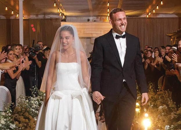 "זה מאוד קשה להיות רחוק ממנה, כי נועה היא באמת הסנטר שלי"