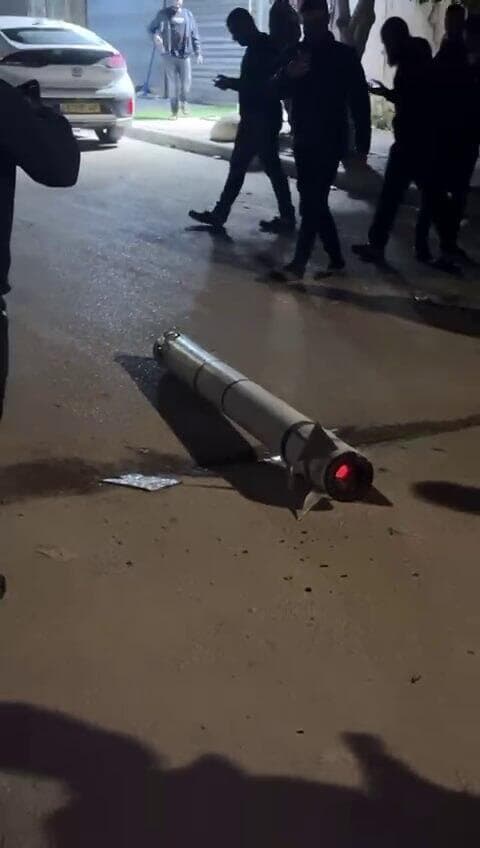 שברי המיירט בדרום (צילום: לפי סעיף 27א לחוק זכויות יוצרים) שברי המיירט בדרום