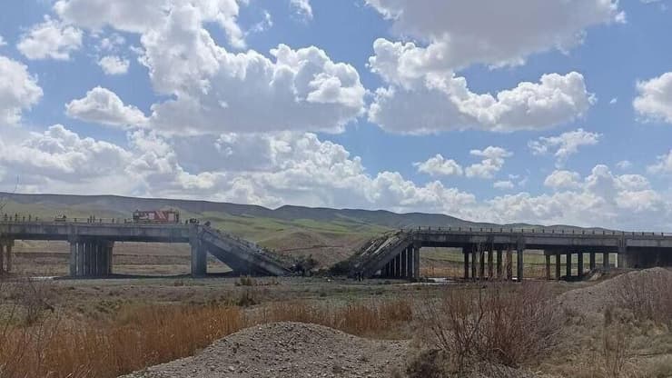 גשר בתבריז, שנפגע על פי הדיווחים בעיראק בתקיפות צה"ל אחד הגשרים בתבריז שניזוק בתקיפות