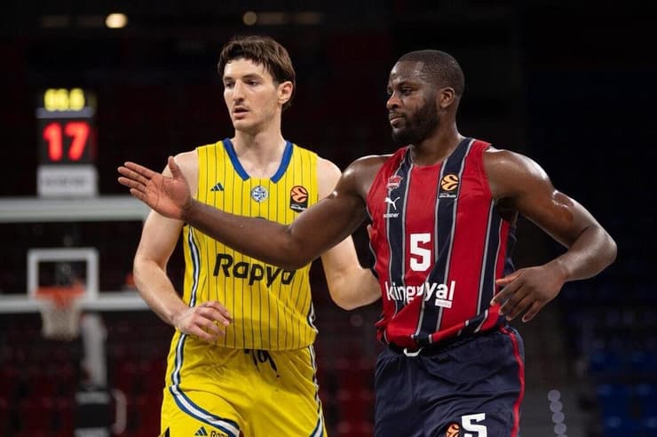 מכבי ת"א החמיצה הזדמנות פז. רומן סורקין (צילום: Credit: Baskonia Vitoria) רומן סורקין