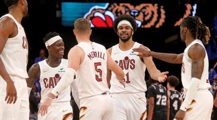 שחקני קליבלנד שמחים