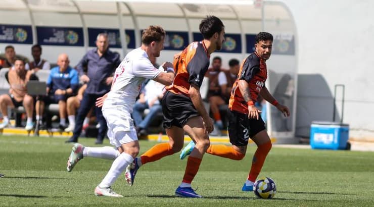 אור רויזמן יוצא קדימה