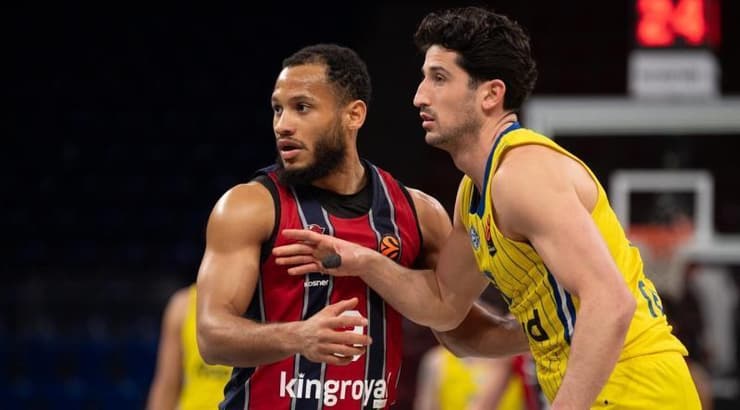 ג'ון דיברתולומיאו (Credit: Baskonia Vitoria) ג'ון דיברתולומיאו