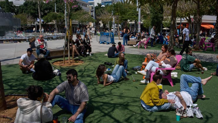 תל אביב (צילום: AP Photo/Oded Balilty) תל אביב