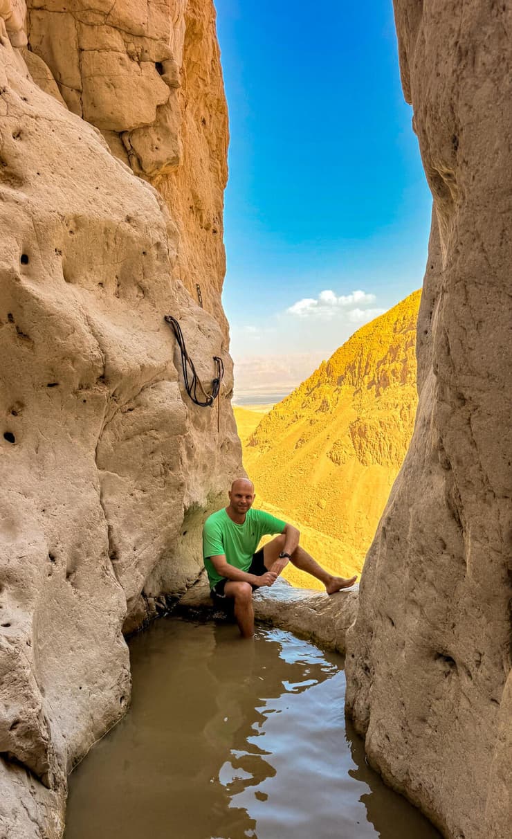 גב חלון נחל פרס