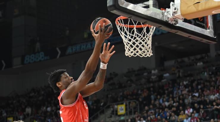 דן אוטורו מניח 2