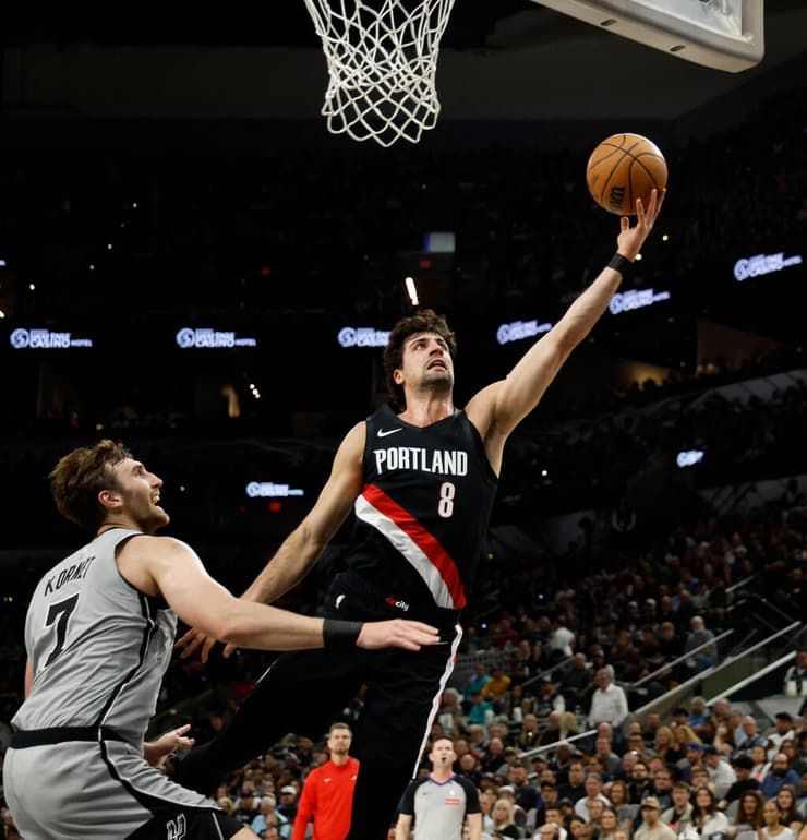 אבדיה מול קורנט