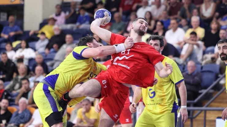 הפועל ראשל"צ מול מכבי ראשל"צ כדוריד