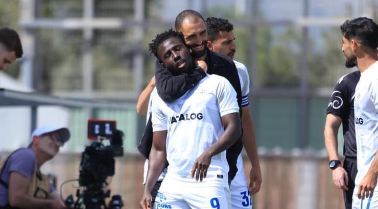 אווסו קוואמה בטירוף