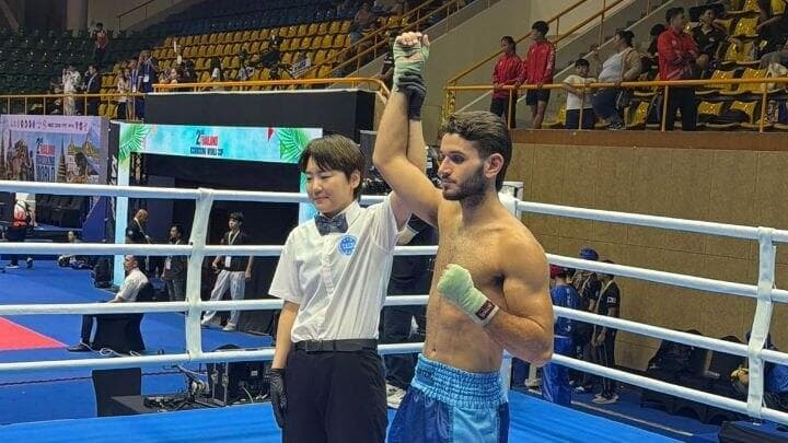 חג'ג' מוכרז כמנצח בגמר (צילום: התאחדות הקיקבוקס) חג'ג' מוכרז כמנצח בגמר