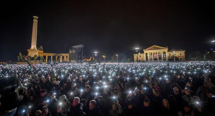 עצרת מחאה נגד ויקטור אורבן, ראש ממשלת הונגריה