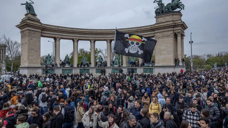 עצרת מחאה כנגד ויקטור אורבן ראש ממשלת הונגריה