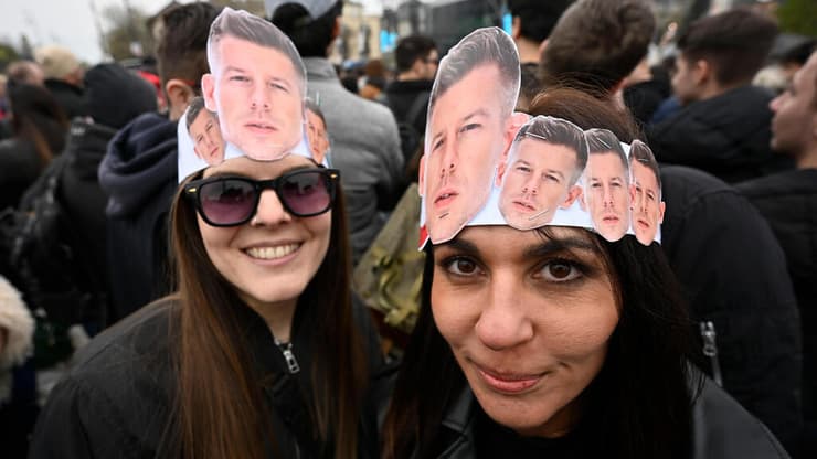 עצרת מחאה כנגד ויקטור אורבן ראש ממשלת הונגריה