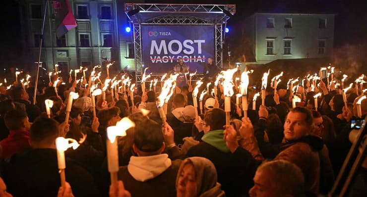 עצרת מחאה כנגד ויקטור אורבן ראש ממשלת הונגריה